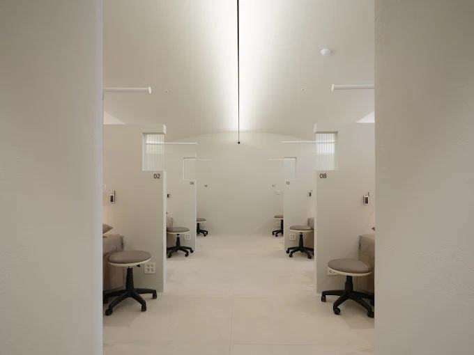 Private treatment booths